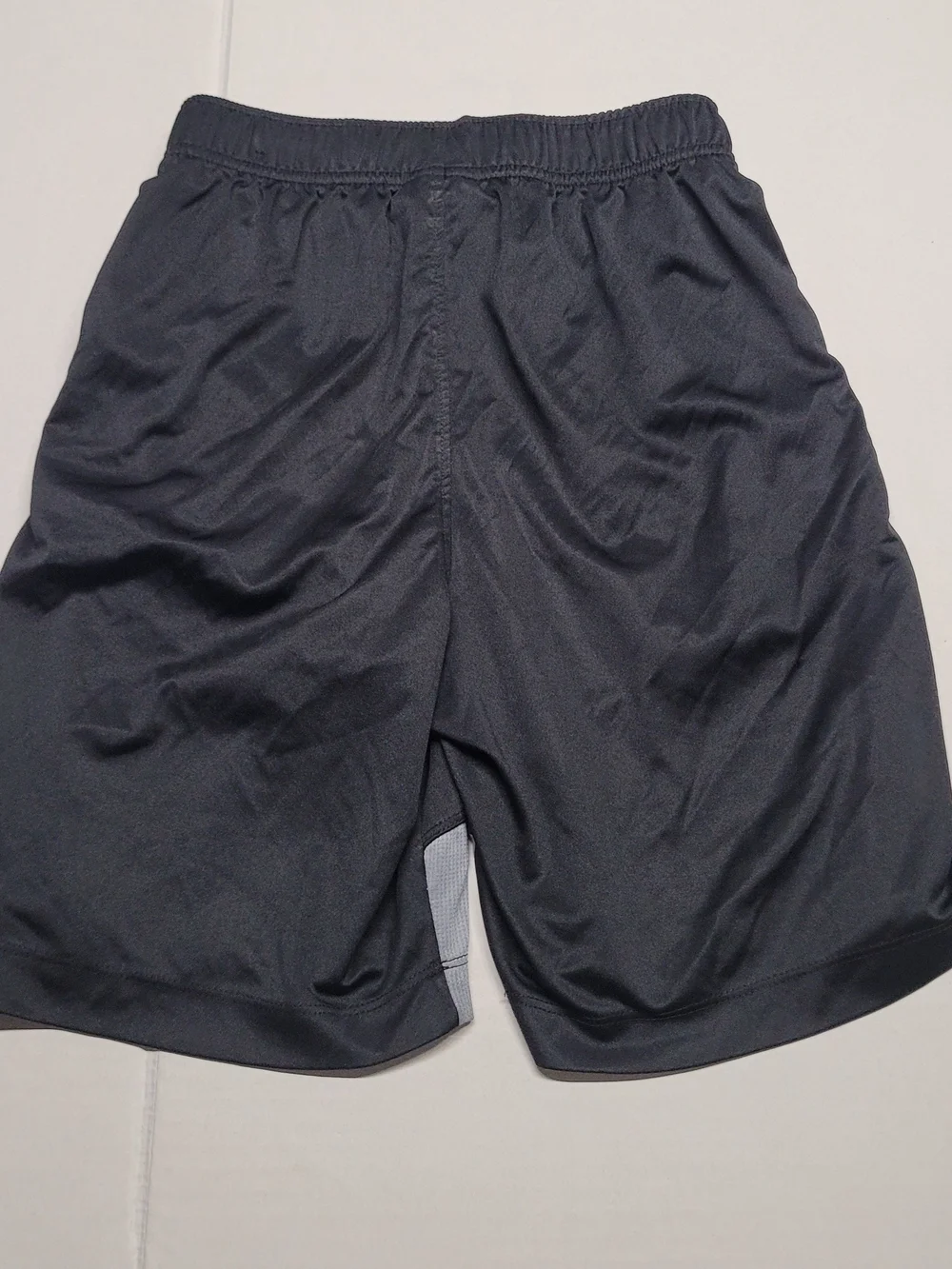 Nike boy’s set size medium